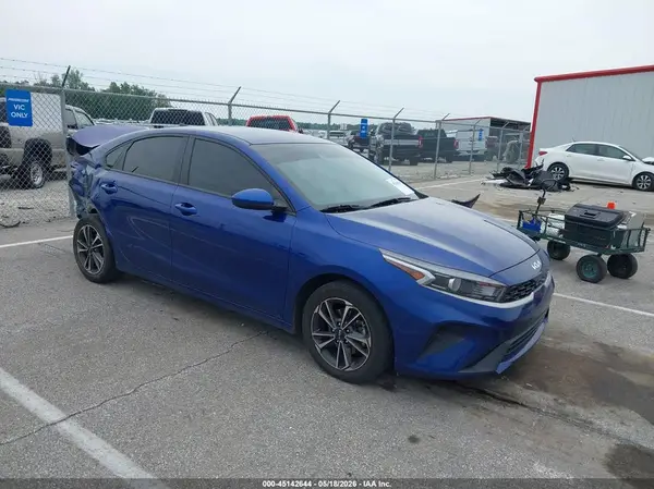 3KPF24AD1PE681137 2023 KIA FORTE - Image 1