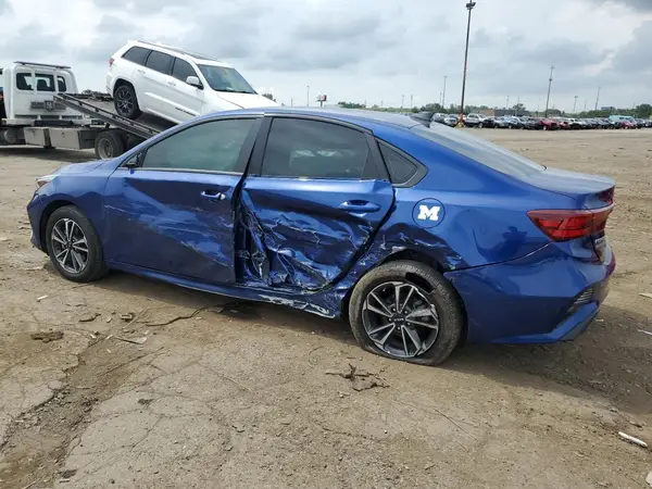 3KPF24AD1PE681803 2023 KIA FORTE - Image 2