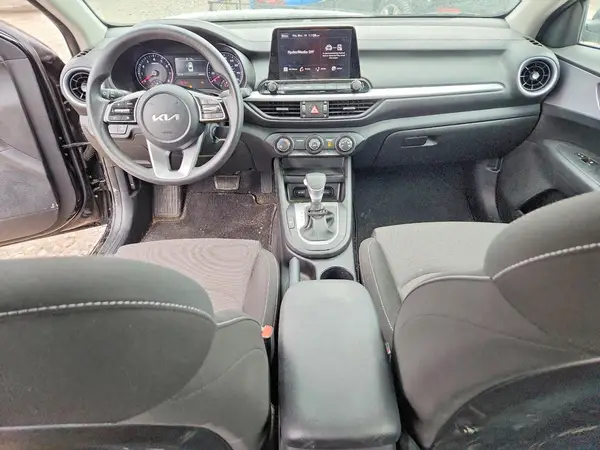 3KPF24AD1PE682059 2023 KIA FORTE - Image 8