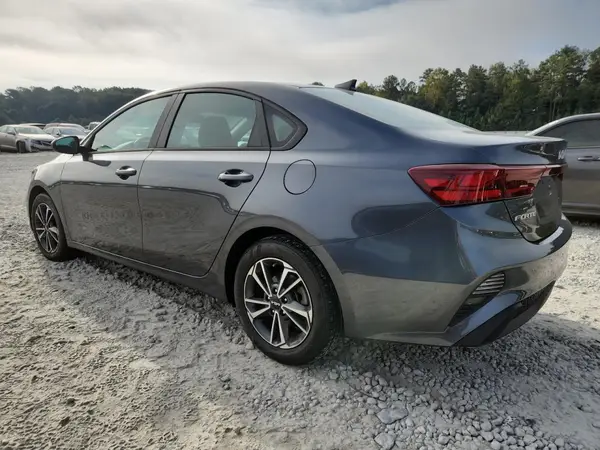 3KPF24AD1PE682126 2023 KIA FORTE - Image 2