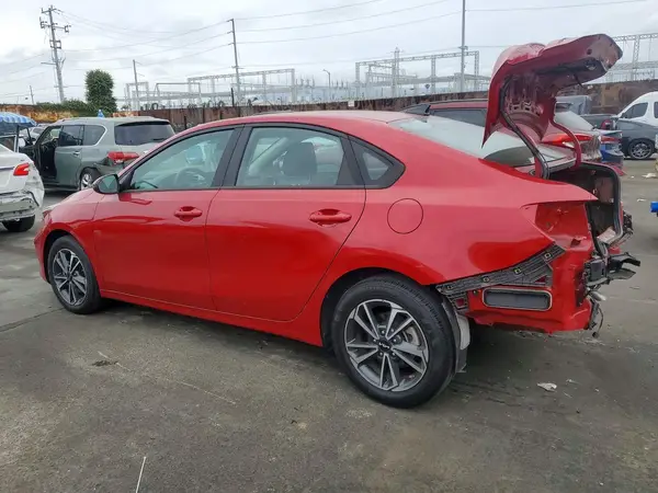 3KPF24AD1PE683194 2023 KIA FORTE - Image 2