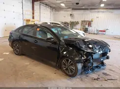 3KPF24AD1PE683339 2023 KIA FORTE