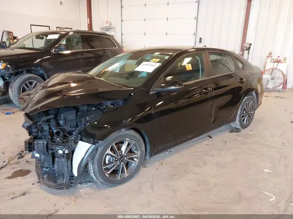 3KPF24AD1PE683339 2023 KIA FORTE - Image 2
