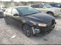 3KPF24AD1PE686662 2023 KIA FORTE