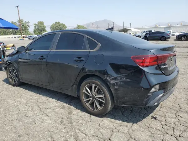 3KPF24AD1PE687200 2023 KIA FORTE - Image 2