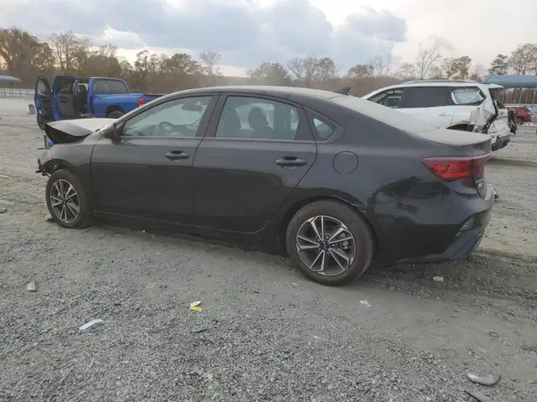 3KPF24AD1PE689934 2023 KIA FORTE - Image 2