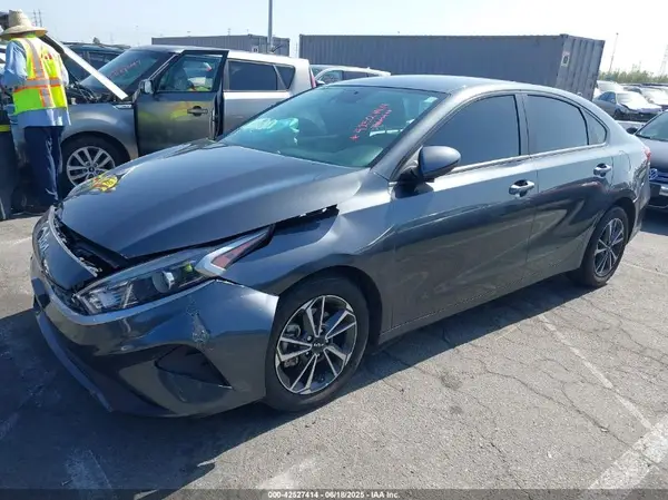 3KPF24AD1PE691036 2023 KIA FORTE - Image 2