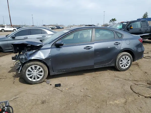 3KPF24AD1RE688561 2024 KIA FORTE - Image 1