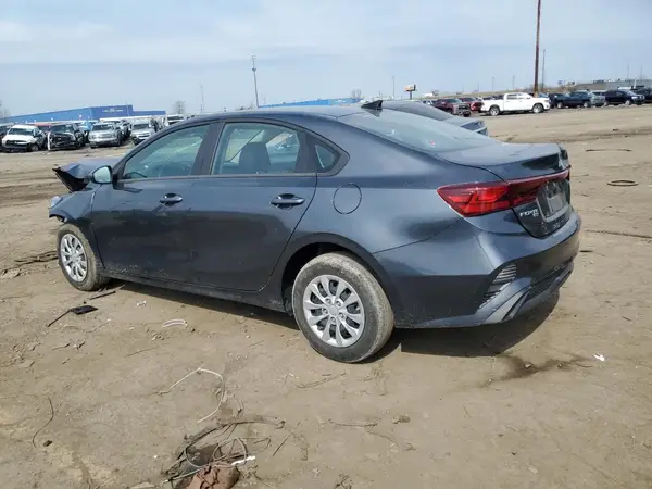 3KPF24AD1RE688561 2024 KIA FORTE - Image 2