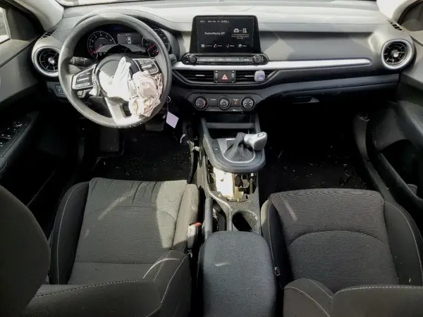 3KPF24AD1RE688561 2024 KIA FORTE - Image 8