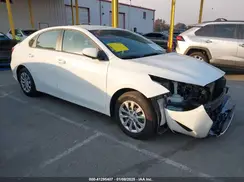 3KPF24AD1RE690567 2024 KIA FORTE