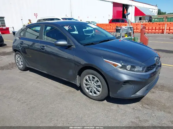 3KPF24AD1RE695297 2024 KIA FORTE - Image 1