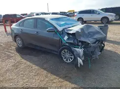 3KPF24AD1RE695381 2024 KIA FORTE