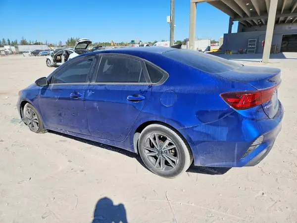 3KPF24AD1RE699902 2024 KIA FORTE - Image 2