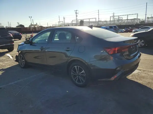 3KPF24AD1RE700840 2024 KIA FORTE - Image 2