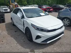 3KPF24AD1RE702149 2024 KIA FORTE