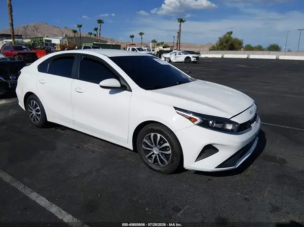 3KPF24AD1RE706282 2024 KIA FORTE - Image 1
