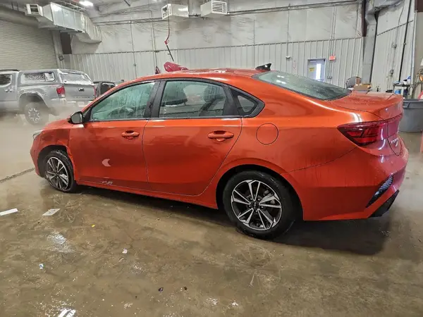3KPF24AD1RE708369 2024 KIA FORTE - Image 2