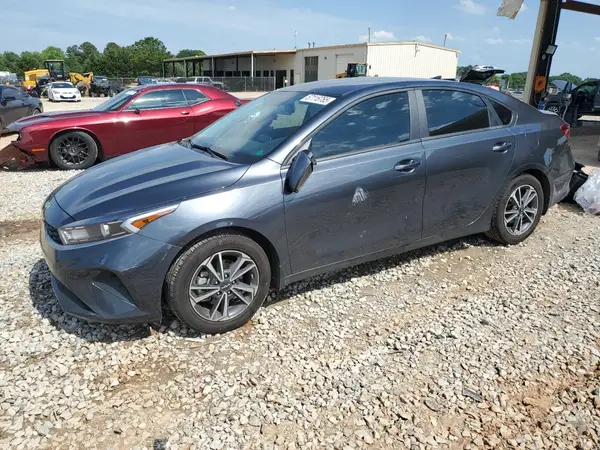 3KPF24AD1RE708467 2024 KIA FORTE - Image 1