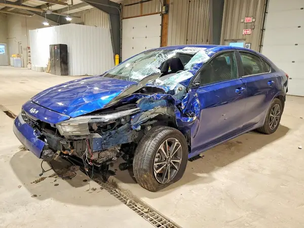 3KPF24AD1RE708792 2024 KIA FORTE - Image 1