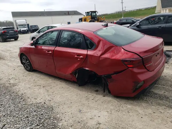 3KPF24AD1RE710008 2024 KIA FORTE - Image 2