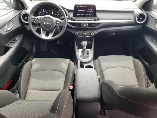 3KPF24AD1RE710008 2024 KIA FORTE - Image 8