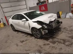 3KPF24AD1RE714382 2024 KIA FORTE