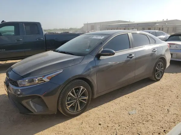 3KPF24AD1RE715127 2024 KIA FORTE - Image 1