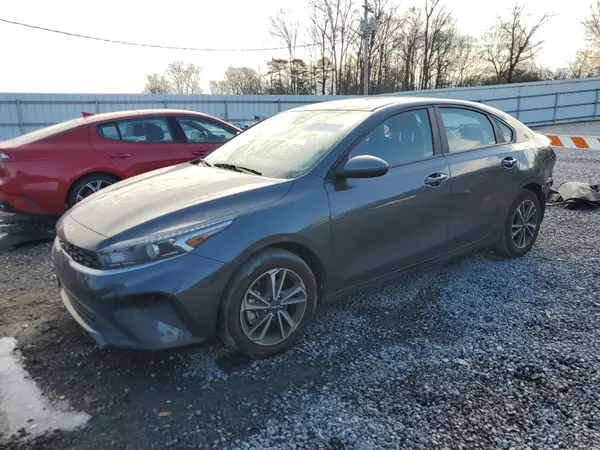 3KPF24AD1RE718836 2024 KIA FORTE - Image 1