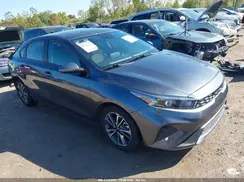 3KPF24AD1RE724264 2024 KIA FORTE