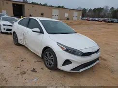 3KPF24AD1RE724524 2024 KIA FORTE