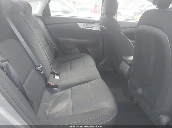 3KPF24AD1RE730257 2024 KIA FORTE - Image 8