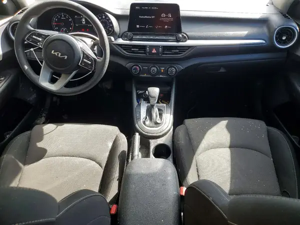3KPF24AD1RE730548 2024 KIA FORTE - Image 8