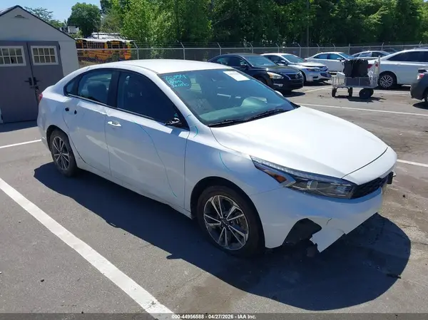 3KPF24AD1RE733000 2024 KIA FORTE - Image 1
