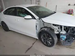 3KPF24AD1RE734518 2024 KIA FORTE