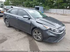 3KPF24AD1RE735569 2024 KIA FORTE