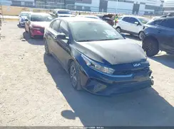 3KPF24AD1RE735605 2024 KIA FORTE