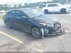 3KPF24AD1RE735684 2024 KIA FORTE