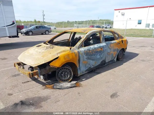 3KPF24AD1RE740870 2024 KIA FORTE - Image 2