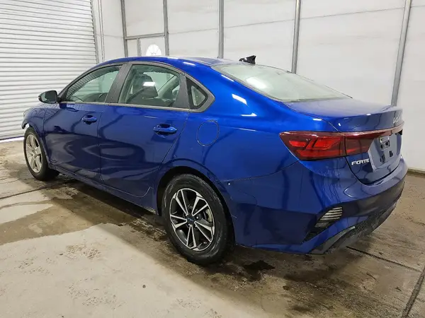 3KPF24AD1RE743879 2024 KIA FORTE - Image 2