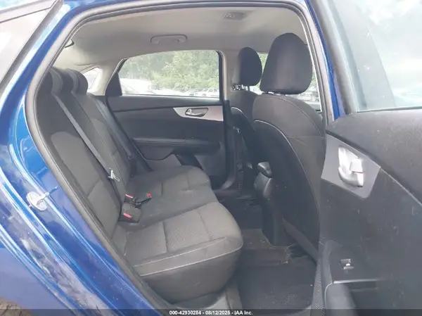 3KPF24AD1RE749911 2024 KIA FORTE - Image 8
