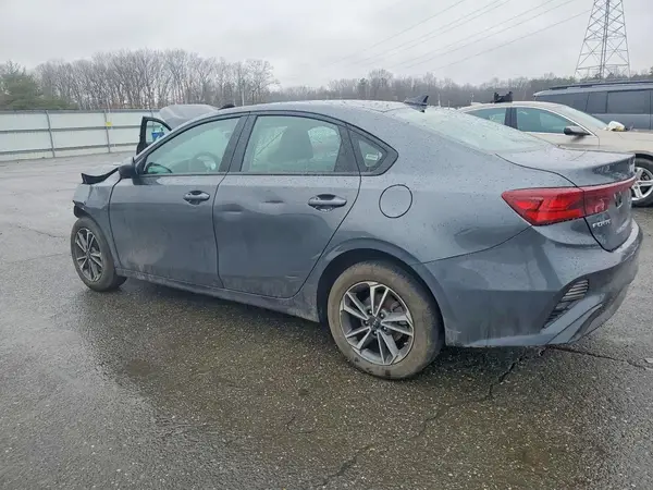 3KPF24AD1RE753649 2024 KIA FORTE - Image 2