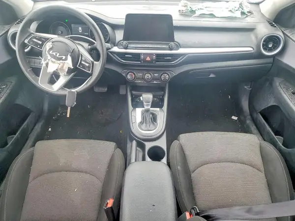 3KPF24AD1RE753649 2024 KIA FORTE - Image 8