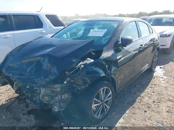 3KPF24AD1RE755059 2024 KIA FORTE - Image 2