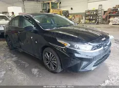 3KPF24AD1RE758415 2024 KIA FORTE