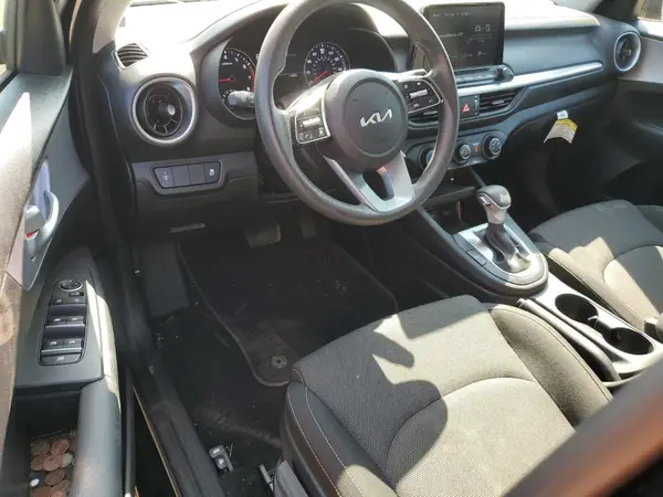 3KPF24AD1RE758530 2024 KIA FORTE - Image 8