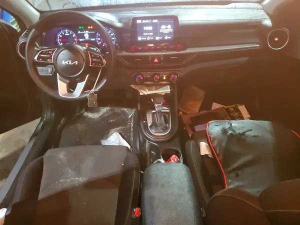 3KPF24AD1RE759757 2024 KIA FORTE - Image 8