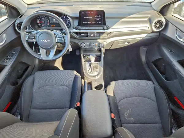 3KPF24AD1RE764280 2024 KIA FORTE - Image 8