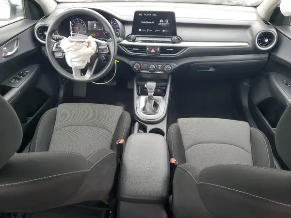 3KPF24AD1RE765445 2024 KIA FORTE - Image 8