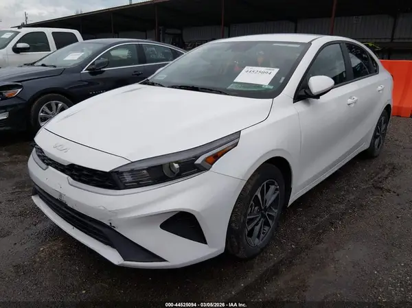 3KPF24AD1RE766546 2024 KIA FORTE - Image 2